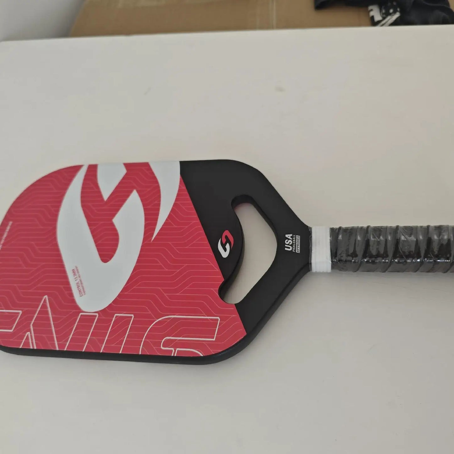 Carbon Fiber Pickleball Paddle